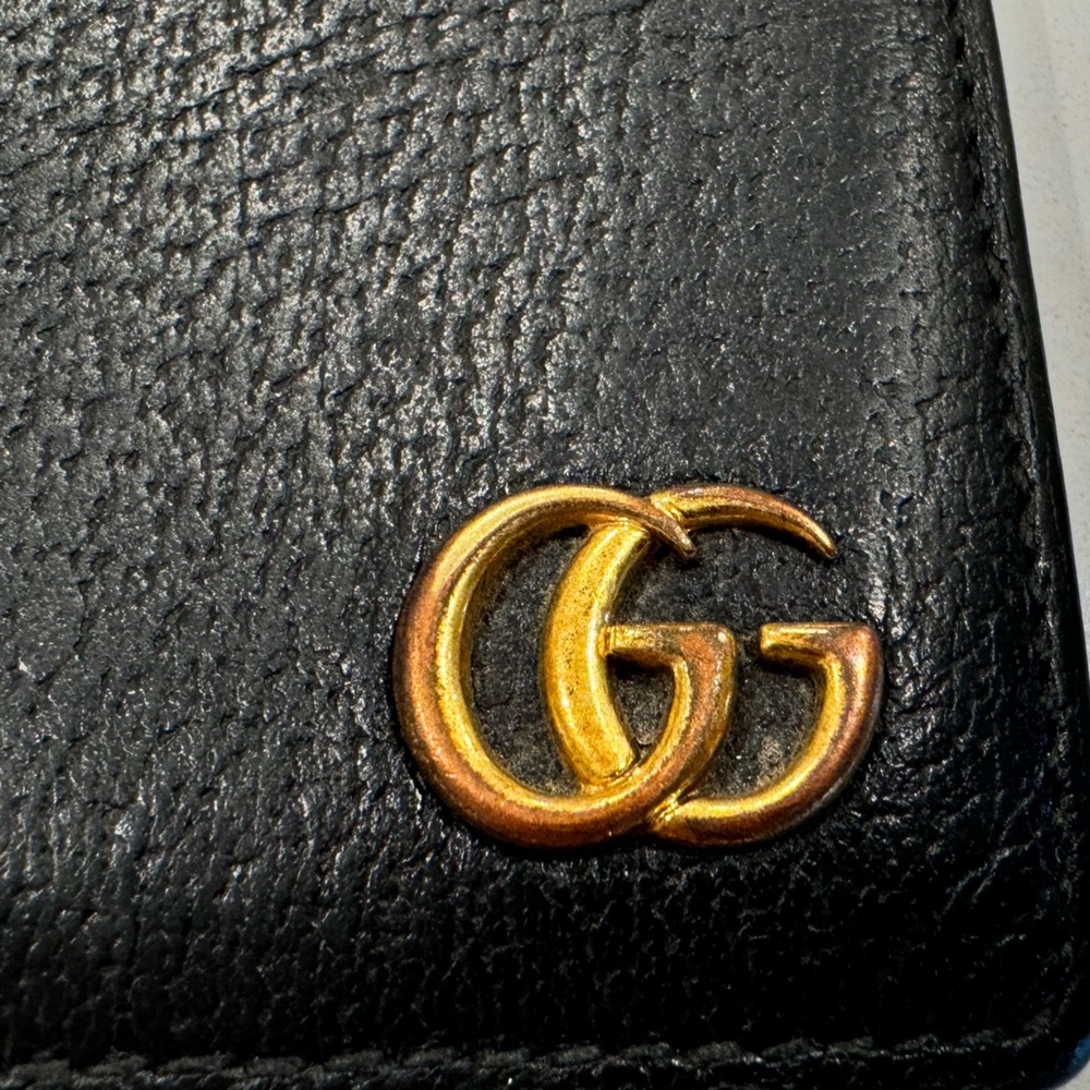 Gucci wallet USED Mens